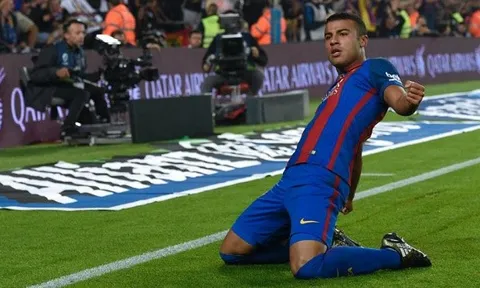 Barca ra giá cho Rafinha