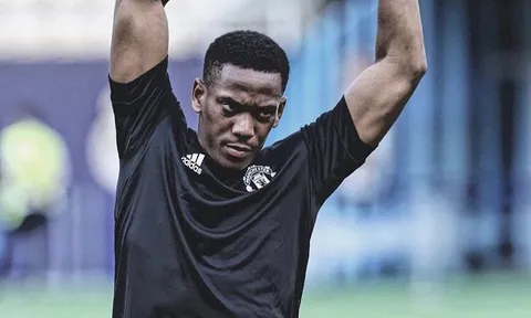 Barcelona nhập cuộc, Martial chắc chắn rời Old Trafford?