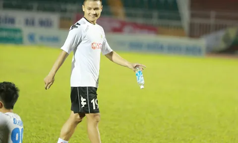 Bất chấp World Cup, Quang Hải chỉ tập trung cho V-League