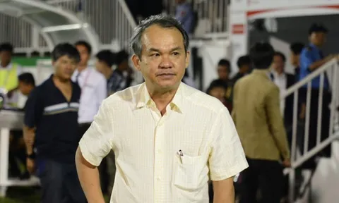 Bầu Đức, nếu chán bóng đá hãy vui vẻ chia tay