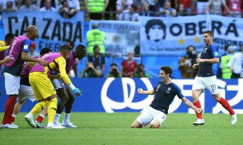 Bayern nói không với nhà vô địch World Cup 2018