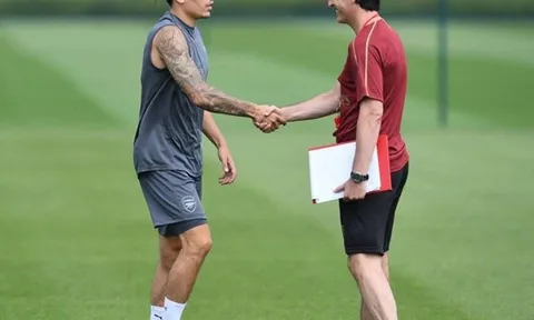 Bellerin mừng ra mặt khi được Emery tin tưởng