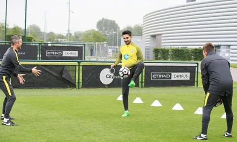Bệnh binh Guendogan mừng ra mặt ngày trở lại