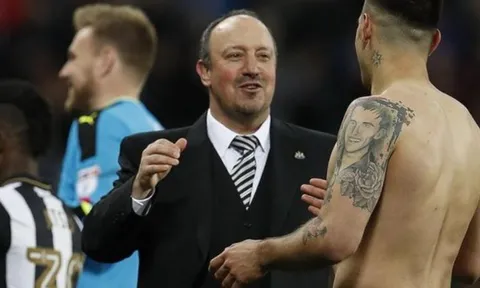 Benitez chính thức quay lại đối đầu cùng Chelsea và Liverpool