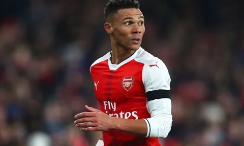 Benitez sắp có tân binh từ Arsenal