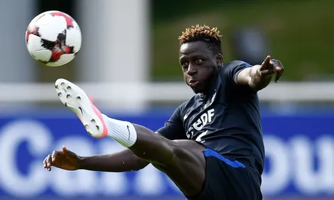 Benjamin Mendy: Trên con đường trở thành số 1