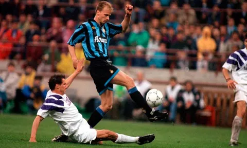 Bergkamp - Nghệ sĩ sân cỏ đích thực