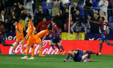 BI KỊCH: Malaga chia tay La Liga