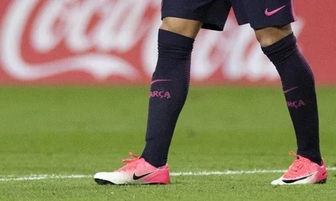 Bí mật về đôi giày gây rắc rối cho Neymar