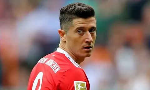 Biếng nhác trên sân tập, Lewandowski lộ rõ ý đồ ra đi
