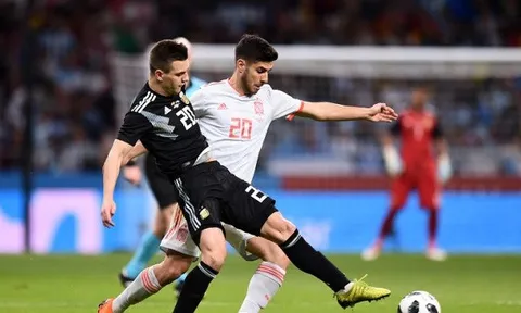 Hamann "đá xoáy" thầy trò HLV Joachim Low