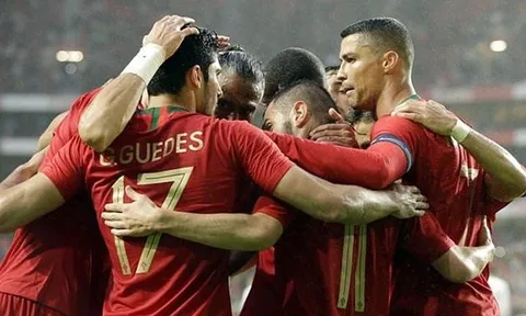 Bồ Đào Nha trở nên đáng sợ khi không phải "phục vụ" Ronaldo