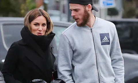 Bồ trẻ tiếp sức, De Gea sung mãn trước đại chiến Arsenal