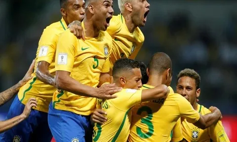 Pele tuyên bố gây sốc về tuyển Brazil