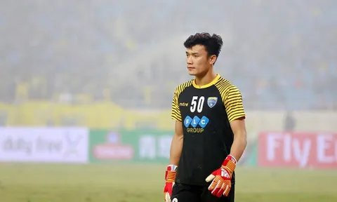 Bùi Tiến Dũng có cơ hội bắt chính trước Hà Nội FC?