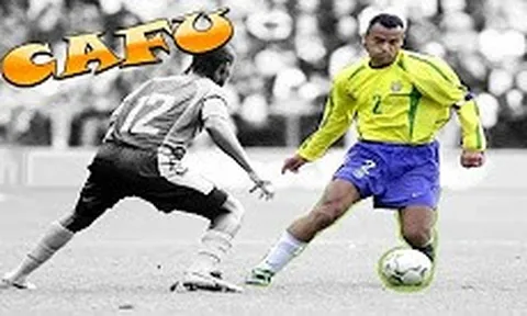 Cafu, tượng đài bất tử bên hành lang cánh phải của Brazil