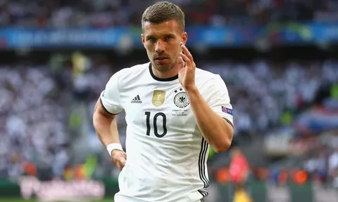 Cái chân trái ảo diệu của Lukas Podolski