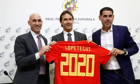 CHÍNH THỨC: Tây Ban Nha gia hạn hợp đồng với HLV Lopetegui