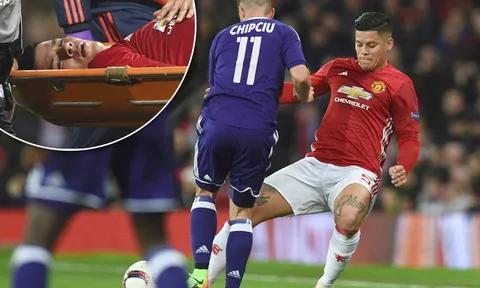 Cận cảnh chấn thương khiến Marcos Rojo rời sân bằng cáng