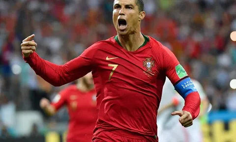 Cần gì World Cup, Ronaldo đã vĩ đại từ lâu rồi!