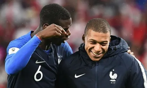 Paul Pogba thừa nhận mình kém xa ngôi sao 19 tuổi