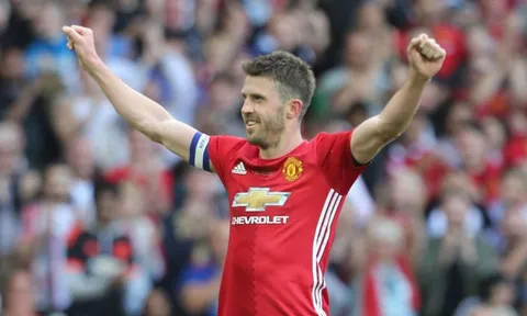 Carrick nói gì sau ngày tri ân đầy cảm xúc?