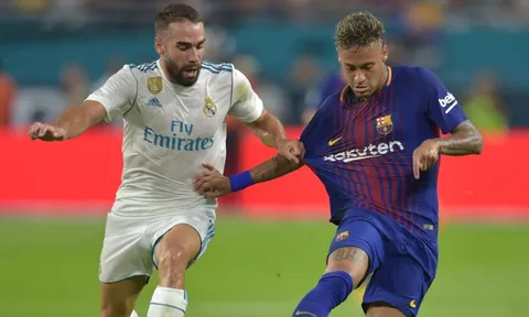 Carvajal hứa để dành một tủ thay đồ cho Neymar tại Real