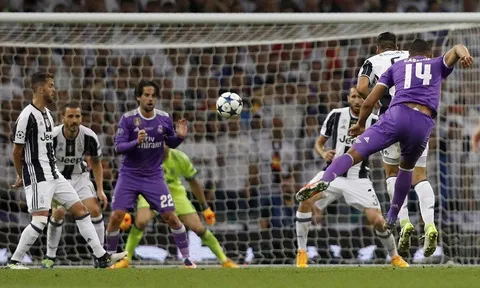 Casemiro chơi cực hay trong trận gặp Juventus
