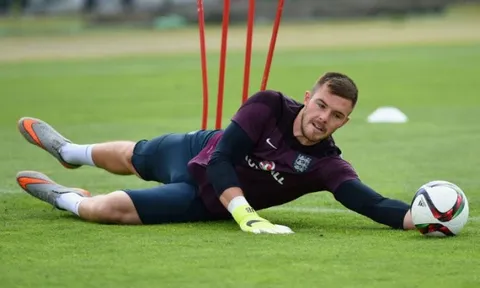 Cầu thủ từ chối Liverpool vì một đội bóng đã xuống hạng