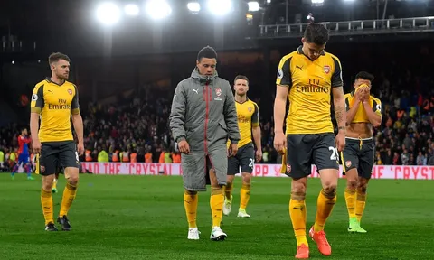 CĐV Arsenal nổi 'cơn lôi đình' sau thất bại