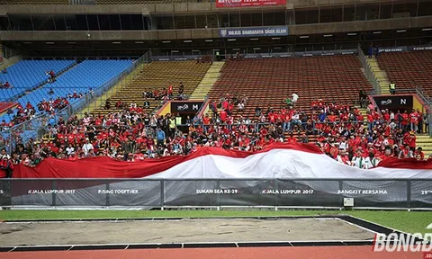 CĐV Indonesia mang "vũ khí" lợi hại đe dọa Thái Lan