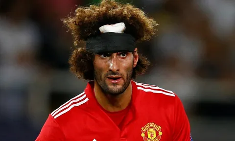 CĐV Liverpool dùng lời lẽ tục tĩu chửi Fellaini