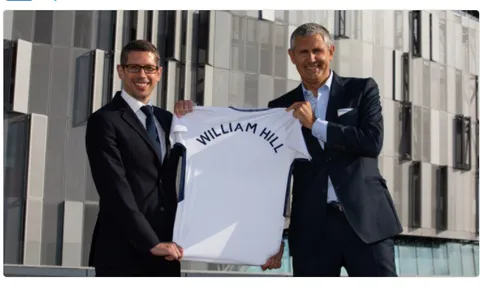 CĐV Tottenham phẫn nộ khi CLB 'bén duyên' với con bạc