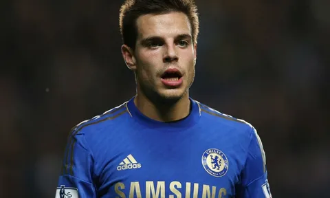 Cesar Azpilicueta hãnh diện khi được Barca theo đuổi