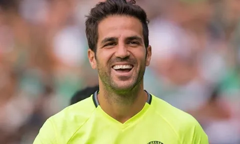 Cesc Fabregas "châm dầu vào lửa" vụ Lopetegui bị sa thải