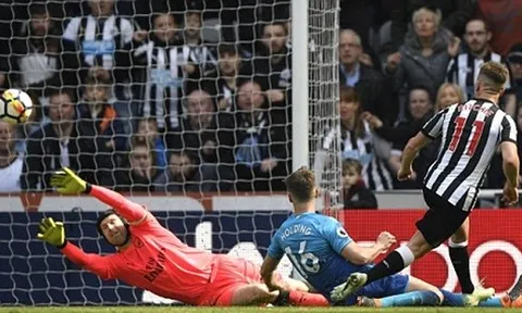 Chấm điểm Arsenal: Công làm thủ phá