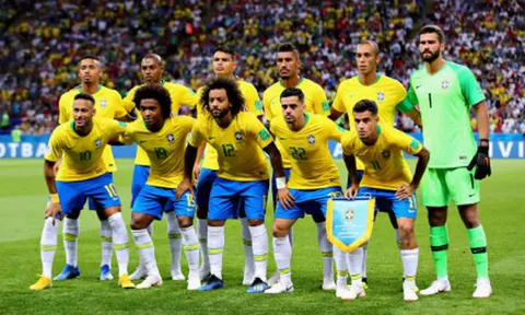 Chấm điểm Brazil: Công vô hại, thủ tệ hại