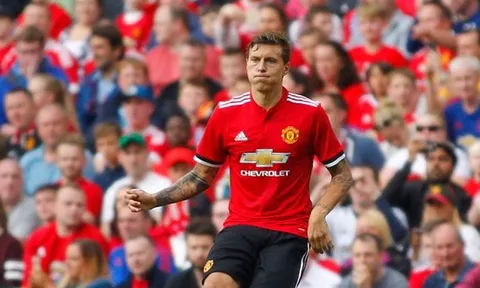 Chấm điểm Man United: Âu lo hàng phòng ngự