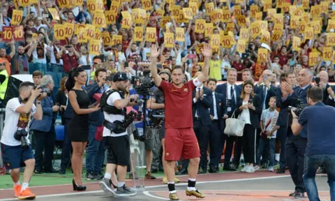 Chấm điểm Roma: Liệu có số 10 hoàn hảo cho Totti?