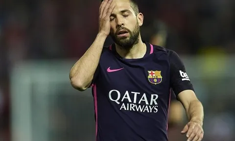 Chán nản, sao Barca tìm đường sang Anh