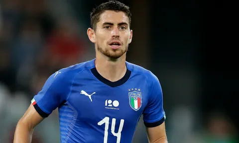 Chelsea chính là lý do Jorginho chưa thể tới Man City