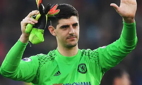Chelsea dập tắt tham vọng mua Courtois của Real
