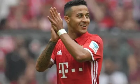 Chelsea thất thế trong cuộc đua giành sao Bayern với Man Utd