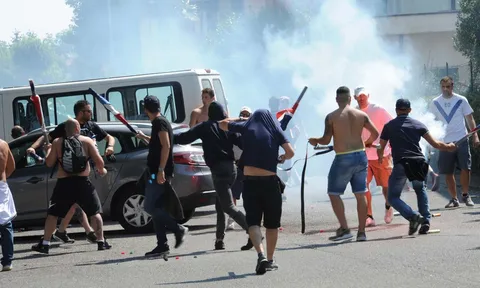 Chỉ là giao hữu, nhưng fan Brescia và Cagliari vẫn có cớ đánh nhau