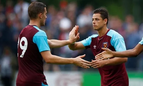 Ra mắt Chicharito, West Ham vẫn bị đội hạng tư nước Đức cầm hòa