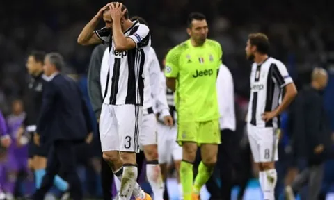 Juventus và cái chết trên chính niềm kiêu hãnh