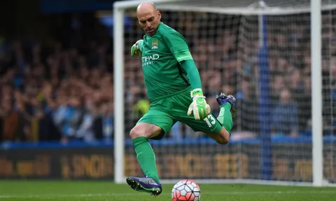 Chính thức: Chelsea công bố tân binh đầu tiên