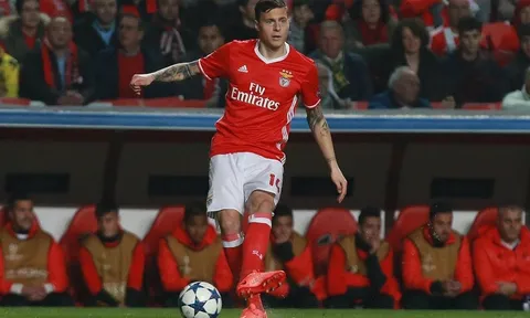 CHÍNH THỨC: Công bố số tiền Man United chiêu mộ Victor Lindelof