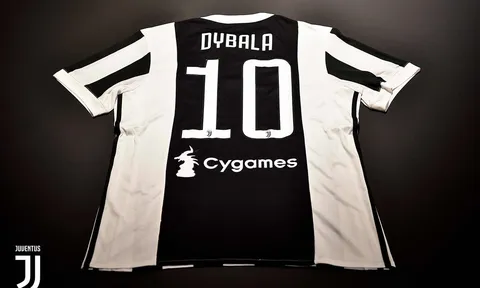 CHÍNH THỨC: Dybala khiến Barca vỡ mộng