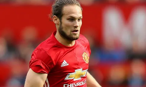 CHÍNH THỨC: Man Utd chia tay cầu thủ thứ 2 Hè này